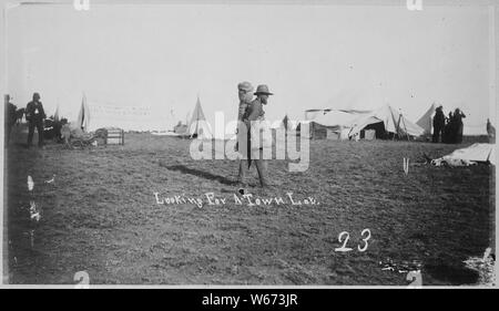 À la recherche d'un lot de la ville. Guthrie, Ind. Terr. [Washington], ca. 1889 Banque D'Images