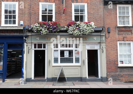 Rochester, Rochester, Kent est une ville et est une ville historique dans l'autorité unitaire de Medway dans le Kent, Angleterre Banque D'Images