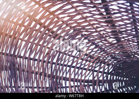 Parasol de plage en bambou ou roseau Banque D'Images