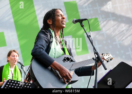 Les concerts de la Caraïbes christian reaggae, rock et pop singer JUDY BAILEY au congrès 2019 de l'Église protestante allemande à Dortmund/Allemagne. Judy Bailey vit en Allemagne. Banque D'Images