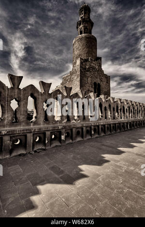 Le minaret, le seul du genre en Egypte, imodeled après les minarets de Samarra, avec un escalier en spirale autour de l'extérieur. Banque D'Images