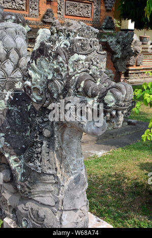 Taman Kertha Gosa pavillon flottant ou Bale kambang, Klungkung ou Semarapura, Bali, Indonésie, Asie Banque D'Images