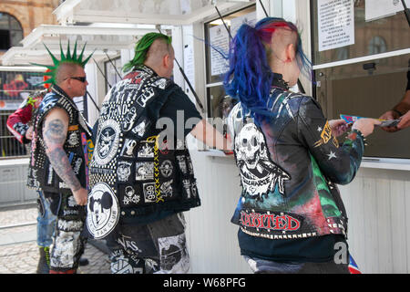 Blackpool, Lancashire, Royaume-Uni. 31 juillet, 2019. Plus grand Festival de rébellion punk festival à Blackpool. Au début du mois d'août, jardins d'hiver de Blackpool est l'hôte d'une grande gamme de punk de la 21e édition du Festival de la rébellion attirant des milliers de touristes dans la station. Plus de 4 jours tous les mois d'août dans la région de Blackpool, le meilleur en matière de Punk se rassemblent pour cet événement social de l'année avec 4 jours de musique sur 6 étapes avec des masses de bandes. MediaWorldImages ; crédit/Alamy Live News Banque D'Images