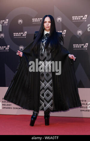 **Hors TAIWAN Taiwanais**Puyuma chanteur-compositeur-Kulilay Amit, mieux connu sous son nom de scène A-mei, arrive sur le tapis rouge pour la 29e Golden Mel Banque D'Images