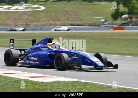 Le pilote irlandais Jordan Morgan Dempsey participe à la deuxième activité de la coquille Cup FIA F4 2018 Championnat chinois dans la ville de Zhuhai, Chine du sud's Guangd Banque D'Images