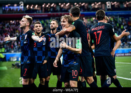 Les joueurs de Croatie célébrer après avoir battu l'Argentine dans leur groupe d match pendant la Coupe du Monde FIFA 2018 à Nijni Novgorod, Russie, 21 juin 2018. Banque D'Images