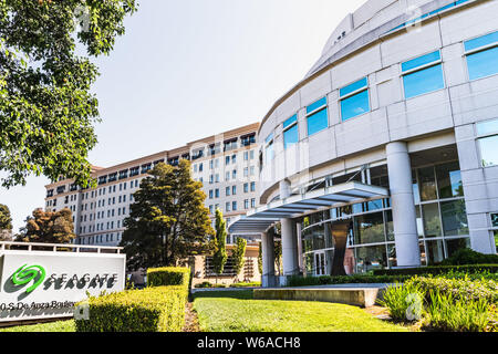 31 juillet 2019 Cupertino / CA / USA - Seagate Technology PLC siège à Silicon Valley ; Seagate est une société de stockage de données i Banque D'Images