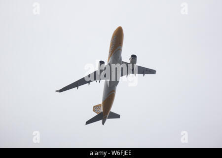 Chiang Mai, Thaïlande - 20 juillet 2019 : 9V-TRX Airbus A320-200 de Scooth Voies respiratoires. Décoller de l'aéroport de Chiangmai à Singapour. Banque D'Images