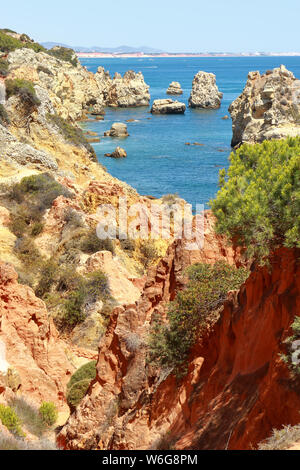 La plage Praia De Arrifao près de Albufeira en Algarve Banque D'Images