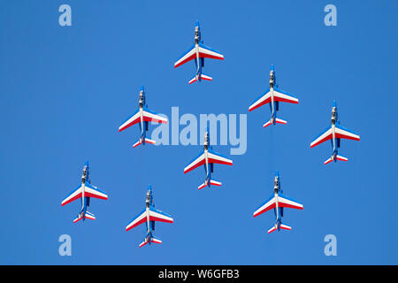 LE BOURGET PARIS - JUN 21, 2019 : Patrouille de France l'équipe de démonstration de vol d'effectuer au Bourget. Banque D'Images