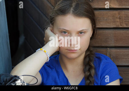 STOCKHOLM, Suède - le 26 juillet 2019 : Greta Thunberg démontrant l'extérieur du Parlement européen à Stockholm. Banque D'Images