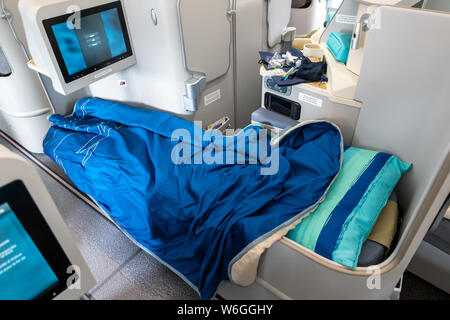 LE BOURGET PARIS - JUN 20, 2019 : avis de classe affaires de l'Airbus A3330neo avion du passager d'Air France au Bourget. Banque D'Images