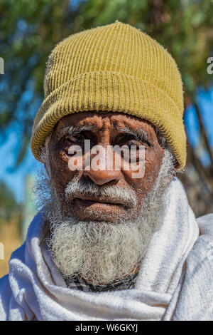 Portrait d'un homme éthiopien âgé; Axum, région du Tigré, Éthiopie Banque D'Images