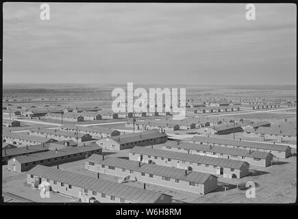 Grenade, Centre de réinstallation, Amache Colorado. Une vue sur le centre de Grenade à au nord-ouest de th . . . ; Portée et contenu : la légende complète pour cette photographie se lit comme suit : Granada Centre de réinstallation, Amache, Colorado. Une vue sur le centre de Grenade à au nord-ouest de la tour de l'eau. Banque D'Images