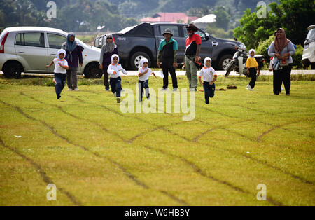 PEKAN, PAHANG - 17 février 2019 l'école élémentaire annuel Journées sportives avant l'école à proximité du module. Banque D'Images