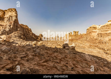 La dépression Danakil, un canyon fait de sel (chlorure de sodium, principalement le potassium et magnésium) ; Dallol, région Afar, Ethiopie Banque D'Images