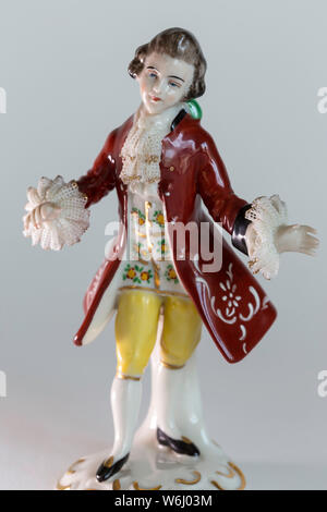 Vintage Porcelaine de Frankenthal La Figure d'un jeune homme Banque D'Images