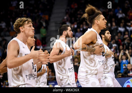 Les joueurs de Nouvelle-zélande effectuer kiwi haka dance pour égayer dans leur groupe un troisième match contre la Chine lors de la Coupe du Monde de Basketball FIBA 2019 Banque D'Images