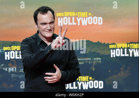 Berlin, Allemagne. 06Th Aug 2019. Réalisateur Quentin Tarantino vient à la première du film "Il était une fois à Hollywood." pour le cinéma Cinestar. La production hollywoodienne commence le 15.08.2019 dans les cinémas allemands. Credit : Jens Kalaene Zentralbild-/dpa/dpa/Alamy Live News Banque D'Images