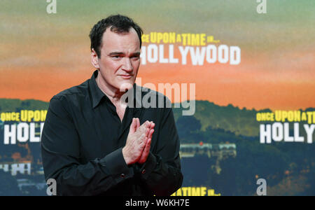 Berlin, Allemagne. 06Th Aug 2019. Réalisateur Quentin Tarantino vient à la première du film "Il était une fois à Hollywood." pour le cinéma Cinestar. La production hollywoodienne commence le 15.08.2019 dans les cinémas allemands. Credit : Jens Kalaene Zentralbild-/dpa/dpa/Alamy Live News Banque D'Images