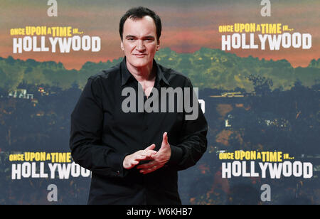 Berlin, Allemagne. 06Th Aug 2019. Réalisateur Quentin Tarantino vient à la première du film "Il était une fois à Hollywood." pour le cinéma Cinestar. La production hollywoodienne commence le 15.08.2019 dans les cinémas allemands. Credit : Jens Kalaene Zentralbild-/dpa/dpa/Alamy Live News Banque D'Images