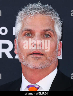 Hollywood, États-Unis. 06Th Aug 2019. HOLLYWOOD, LOS ANGELES, CALIFORNIE, USA - 01 août : Garth Stein arrive à la première de Los Angeles de la 20th Century Fox's 'The Art of Racing in the Rain' tenue à l'El Capitan Theatre Le 1 août 2019 à Hollywood, Los Angeles, Californie, États-Unis. (Photo par Xavier Collin/Image Crédit : Agence de Presse) L'agence de presse Image/Alamy Live News Banque D'Images