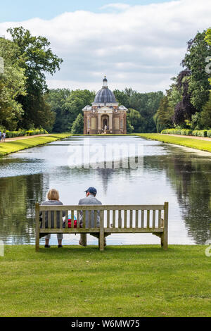 Pavillon Archer du XVIIIe siècle à Wrest Park Bedfordshire Banque D'Images