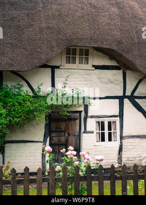 Chaumière, idylle rurale, collines de Chiltern, Aldworth, Berkshire, Angleterre, RU, FR. Banque D'Images