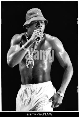 James Todd Smith, connu comme LL Cool J, est un rappeur, producteur, comédien, auteur et entrepreneur du Queens, New York, d'effectuer en début des années 1980 à Los Angeles avec Run DMC, est également un auteur, investisseur, producteur etc... Banque D'Images