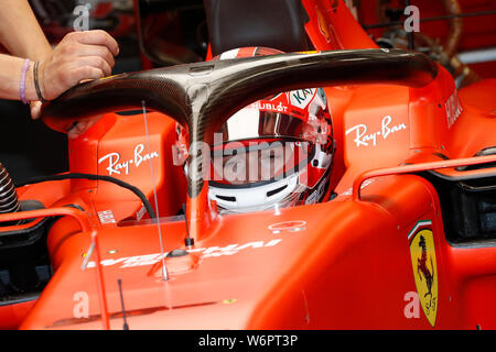 Budapest, Hongrie. 02 août, 2019. Charles Leclerc de la Scuderia Ferrari au cours de la pratique pour la F1 Gran Prix de Hongrie Crédit : Marco Canoniero/Alamy Live News Banque D'Images