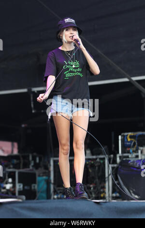 DARLINGTON, en Angleterre, 2 août Nina Nesbitt en prestation au Darlington Arena, Darlington, Durham County le vendredi 2 août 2019. (Crédit : Mark Fletcher | MI News) Banque D'Images