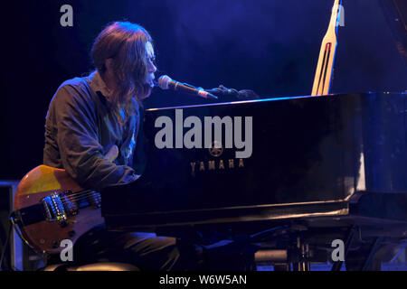 Wickham, UK. 09Th Aug 2019. Reno Jazz Festival award winner Stanley Jordan, jazz fusion américain chanteur auteur-compositeur guitariste et pianiste, il se produit sur scène à Wickham festival le jour 2 de Wickham, Hampshire. Credit : SOPA/Alamy Images Limited Live News Banque D'Images