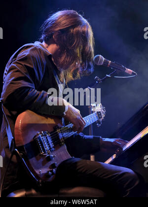 Wickham, UK. 09Th Aug 2019. Reno Jazz Festival award winner Stanley Jordan, jazz fusion américain chanteur auteur-compositeur guitariste et pianiste, il se produit sur scène à Wickham festival le jour 2 de Wickham, Hampshire. Credit : SOPA/Alamy Images Limited Live News Banque D'Images
