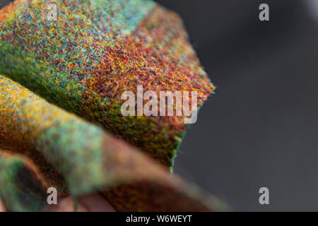 Close up d'un morceau de tissu Tweed multicolore Banque D'Images