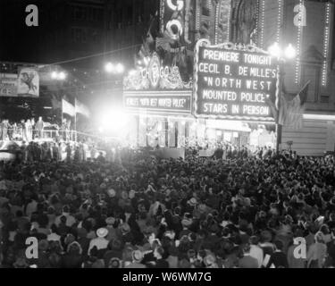 CHICAGO Cinéma Premiere Gary Cooper et Madeleine Carroll dans la POLICE À CHEVAL DU Nord-ouest directeur 1940 Cecil B. de Mille Paramount Pictures Banque D'Images