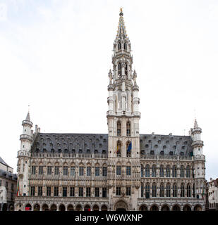 Grand Place, la place du marché avec l'Hôtel de Ville de Bruxelles, Bruxelles, Belgique Banque D'Images