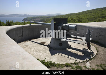 Novosiltsevskaya l'autre batterie de forteresse de Vladivostok. L'île russe. La Russie Banque D'Images