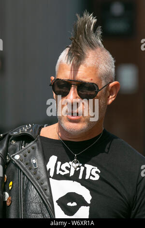 Blackpool, Lancashire, Royaume-Uni. 3 août 2019. Festival de la rébellion le plus grand festival punk du monde à Blackpool. Début août, les jardins d'hiver de Blackpool accueillent une vaste gamme de groupes punk pour la 21e édition du festival de la rébellion qui attire des milliers de touristes dans la station. Plus de 4 jours chaque mois d'août à Blackpool, le meilleur de Punk rassemblement pour cet événement social de l'année avec 4 jours de musique sur 6 étapes avec des masses de groupes. Banque D'Images