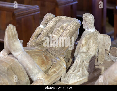 Eglise de Saint Mary, Berkeley, Gloucestershire, tombeau de Thomas Berkeley 1326-1361 et son épouse Katherine Banque D'Images