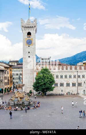 TRENTO, ITALIE - 18 juillet 2019 - San Vigilio cathédrale, une cathédrale catholique romaine à Trento, Italie du nord Banque D'Images