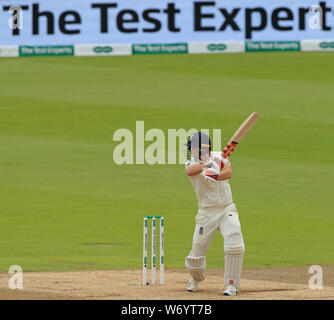 BIRMINGHAM, ANGLETERRE. 03 AOÛT 2019 : Chris Woakes d'Angleterre joue un tourné pendant 3 jours du 1er test match Cendres Specsavers, au terrain de cricket d'Edgbaston, Birmingham, UK Banque D'Images