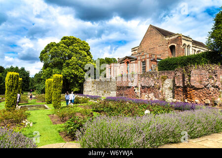 Jardin à Eltham Palace, Royaume-Uni Banque D'Images