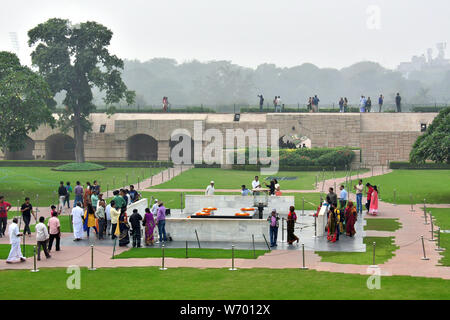 Raj Ghat mémorial à Mahatma Gandhi, Delhi, Inde, Asie Banque D'Images