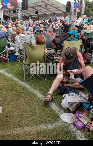 Cambridge, UK. 3 août 2019. Les participants à la Cambridge Folk Festival. Richard Etteridge / Alamy Live News Banque D'Images