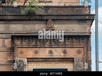 Glasgow, Ecosse, Royaume-Uni. 3 Août 2019 : photos de la Calédonie Road église libre dans l'Gorbals. Banque D'Images