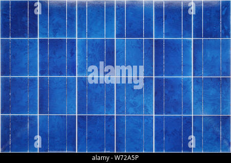Avis de cellules photovoltaïques polycristallins dans un panneau solaire Banque D'Images