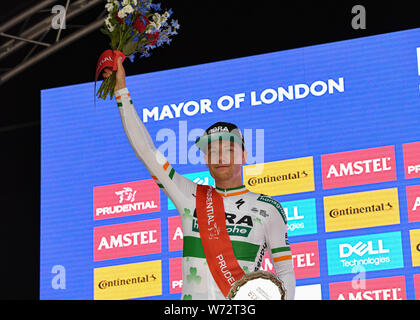 Londres, Royaume-Uni. Le 04 août, 2019. Sam Bennett prend la 2ème place de RideLondon-Surrey Prudential RideLondon classique pendant au Mail on Sunday, June 04, 2019 à Londres, Royaume-Uni. Credit : Taka G Wu/Alamy Live News Banque D'Images