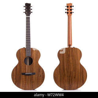 Nouvelle guitare marron isolé sur fond blanc Banque D'Images