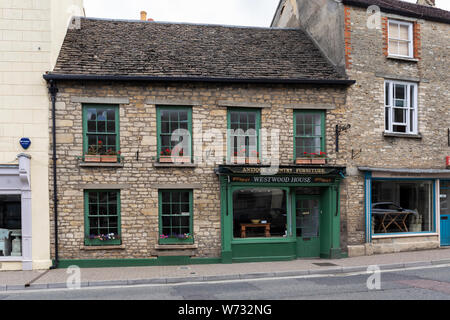 Westwood House Antique Shop in long Street, Tetbury, Gloucestershire, Cotswolds, Angleterre, ROYAUME-UNI Banque D'Images