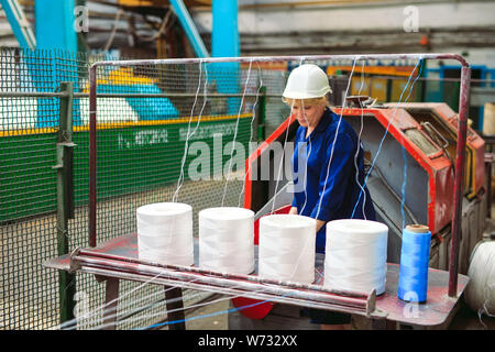 La corde de nylon, d'usine, l'usine de production de caoutchouc de la corde. Banque D'Images